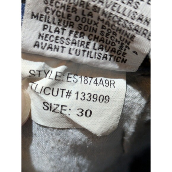 Acid Wash cut off denim shorts womens size 30 See Thru Soul - Picture 9 of 9